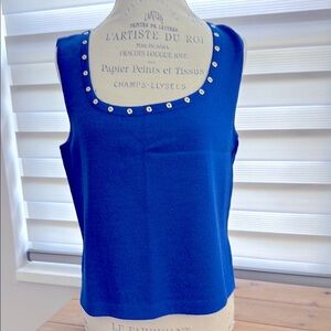 138 St.John Sleeveless scoop neck top with gold tone studs  size med pre owned